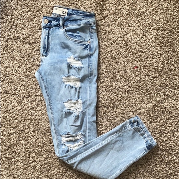 Distressed girlfriend jeans - Picture 4 of 6